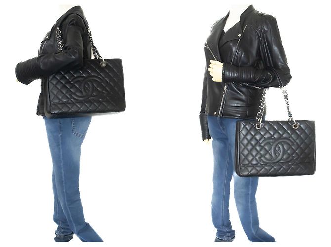 CHANEL Grande Bolsa de Compras GST 13" em Couro de Bezerro Texturizado com Corrente Preto - vista 12