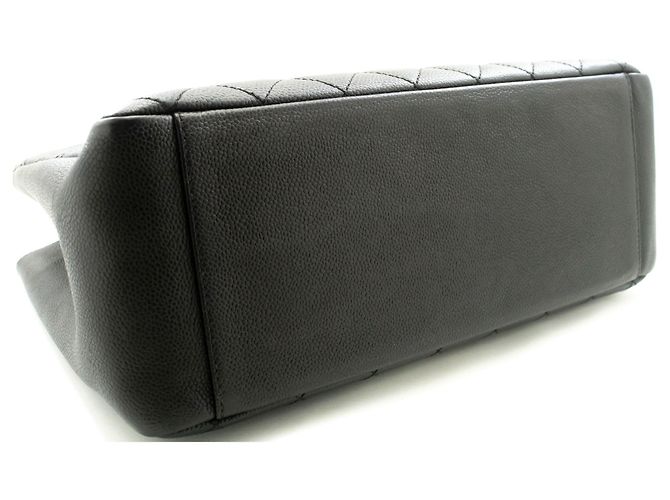 CHANEL Grande Bolsa de Compras GST 13" em Couro de Bezerro Texturizado com Corrente Preto - vista 4