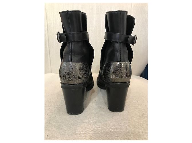 Botines CHANEL T.EU 37 Cuero Negro - vista 5