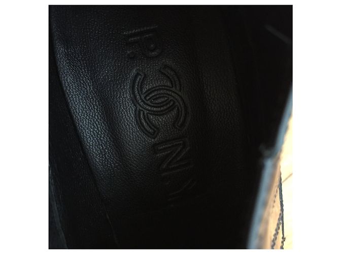 Botines CHANEL T.EU 37.5 Cuero charol Negro - vista 3