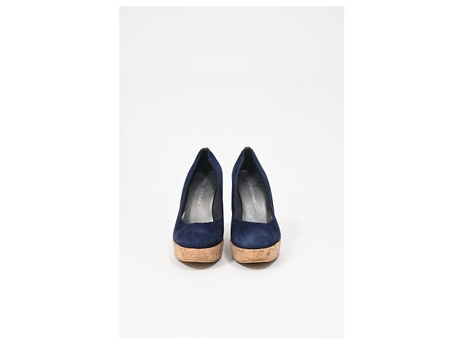 Stuart Weitzman Corkswoon Wedge Pumps in Camoscio Blu Navy - vista 8