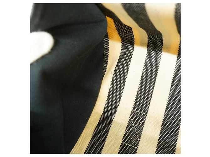 Hermès Hermes Handtasche Cannes PM aus Canvas Schwarz Weiß - Ansicht 12
