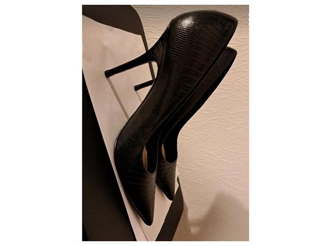 Décolleté Christian Dior in pelle nera 10,5 cm Nero - vista 4