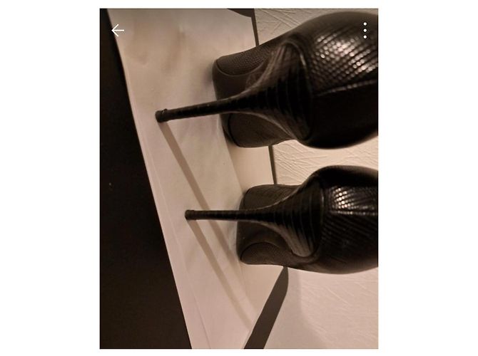 Décolleté Christian Dior in pelle nera 10,5 cm Nero - vista 5