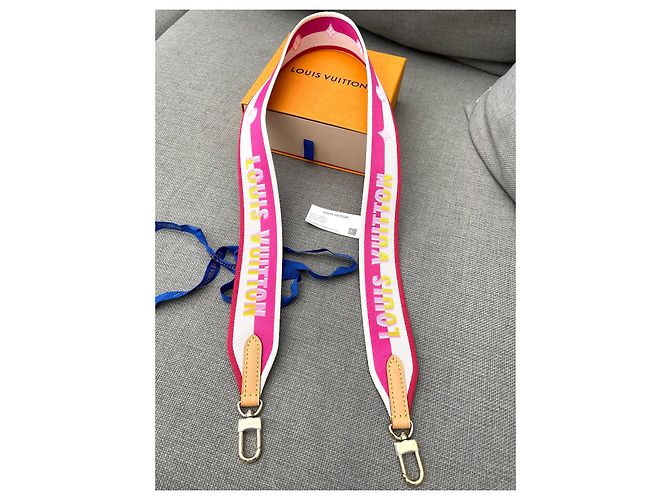 Louis Vuitton Correa Diana Rosa Beige - vista 6