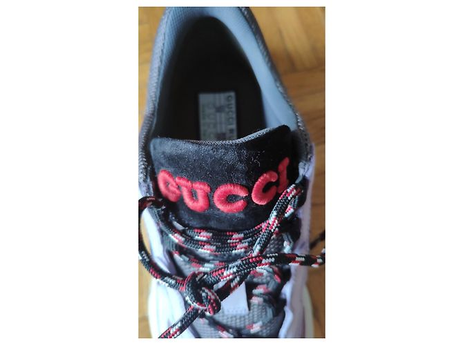 GUCCI SNEAKERS RUN INTERLOCKING G IN PELLE LILLA. Multicolore - vista 8