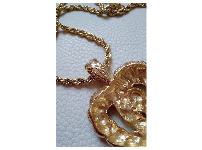 Collar Guy Laroche Couture con Péndulo de Corazón Dorado - vista 7