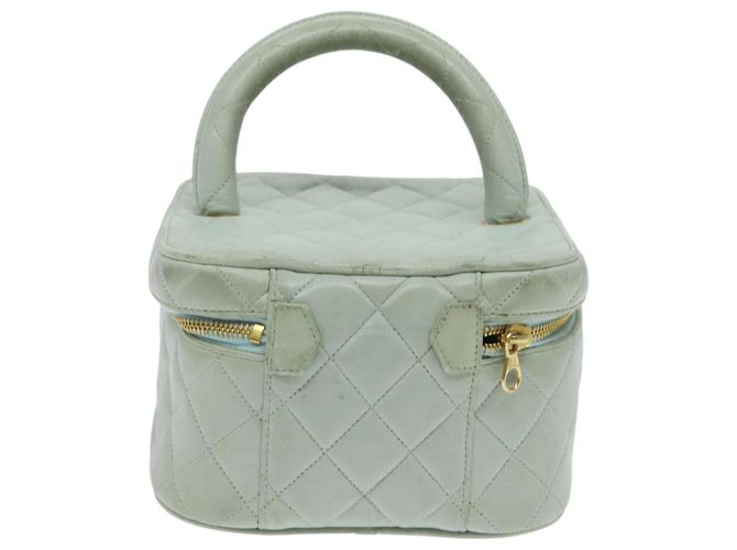 CHANEL Matelassé Vanity Pouch Cosmetico in Pelle di Agnello Blu Oro CC Auth yk15445 D'oro - vista 2