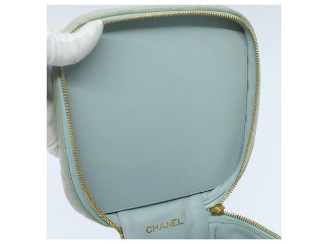 CHANEL Matelassé Vanity Pouch Cosmetico in Pelle di Agnello Blu Oro CC Auth yk15445 D'oro - vista 9