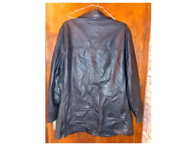Ventcouvert Oversized weiche schwarze Lammlederjacke, hergestellt in Frankreich - Ansicht 4