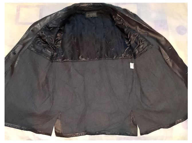 Ventcouvert Oversized weiche schwarze Lammlederjacke, hergestellt in Frankreich - Ansicht 7