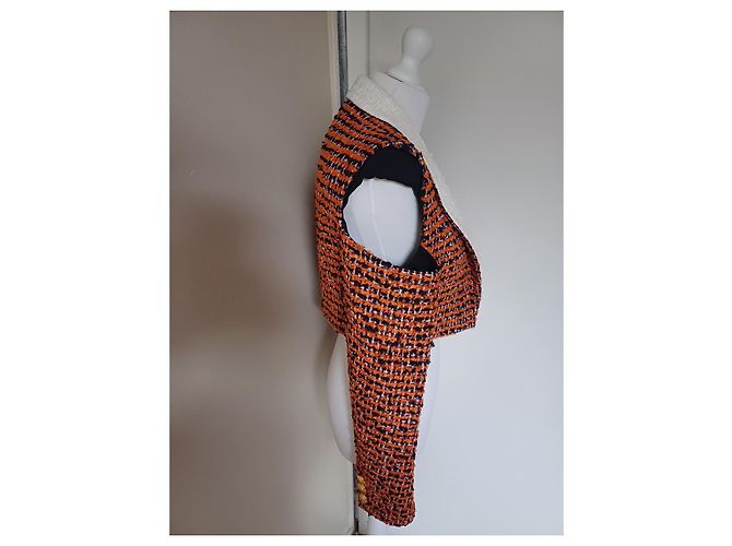 Balmain Jacke aus orangefarbenem Tweed mit Cut Out Schultern - Ansicht 5