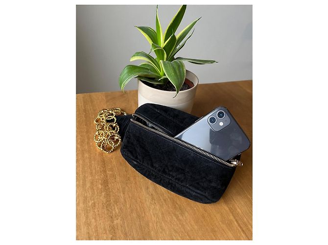 Chanel Banana Marsupio in Velluto Nero - vista 6