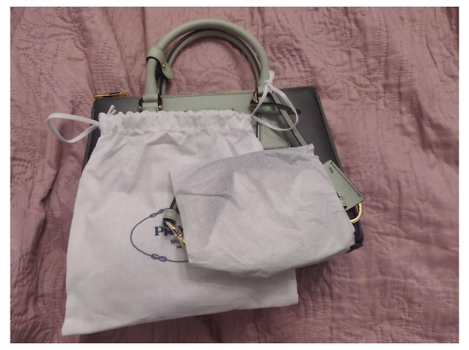 Borsa a mano Prada Galleria Ombrè piccola verde chiaro pelle - vista 6