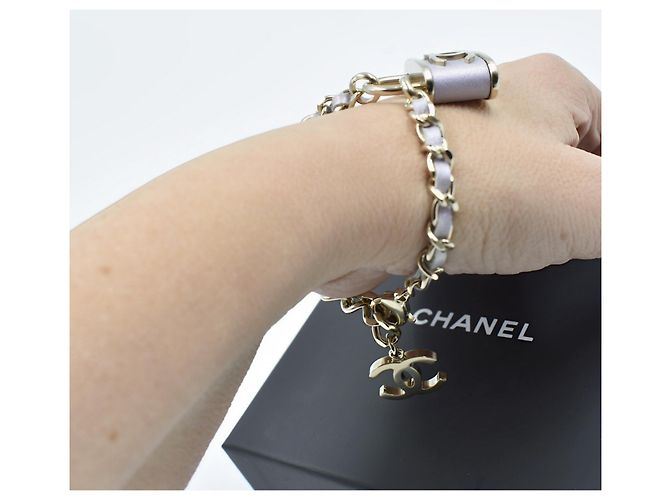 Bracciale Chanel Pendente a Lucchetto CC Lavanda Viola Porpora - vista 5