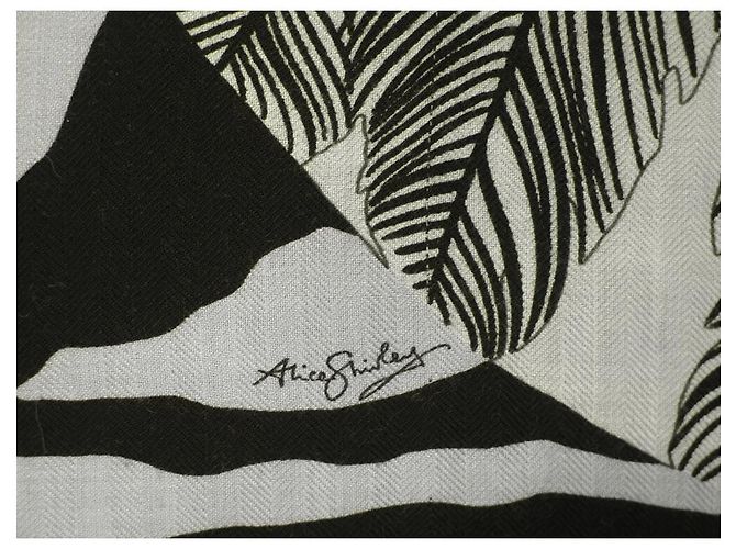 Hermès CHALE HERMES ZEBRA PEGASUS ALICE SHIRLEY SCIALLE IN CASHMERE E SETA Crudo - vista 8