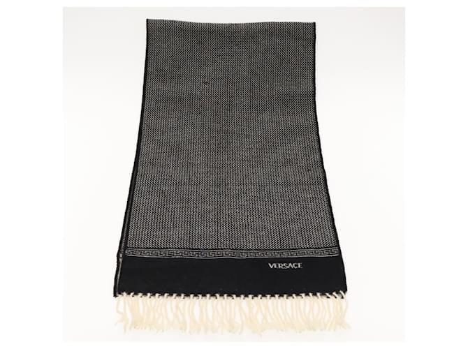 Sciarpa in lana nera VERSACE Auth am6943 Nero - vista 2