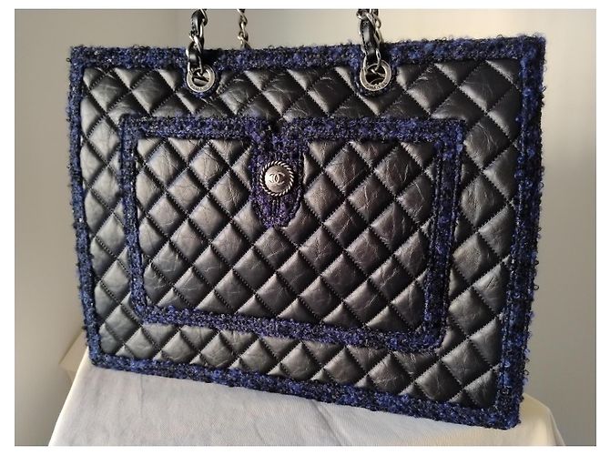 nova bolsa Grand Shopping Tote da Chanel em couro de bezerro e tweed Preto Azul escuro - vista 6