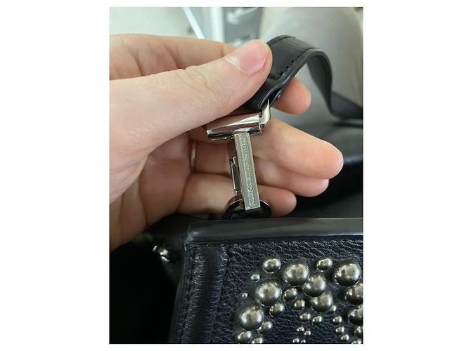 Bolsa transversal Marion Prisma com studs em couro preto de Alexander Wang - vista 14