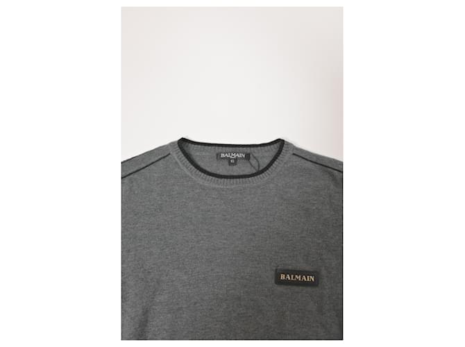 Grauer Wollpullover mit Balmain-Logo-Patch und Rundhalsausschnitt - Ansicht 10
