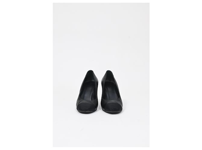 Timeless Chanel Interlocking CC skulptierte Absatzschuhe aus schwarzem Leder - Ansicht 9