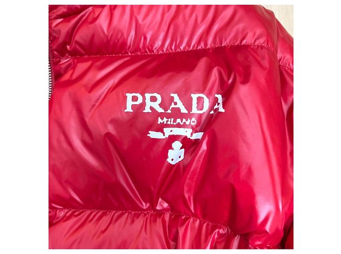 Rote Prada Pufferjacke - Ansicht 2
