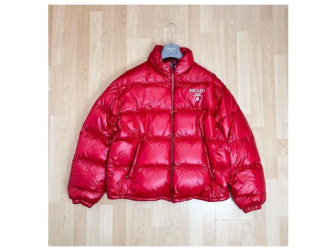 Rote Prada Pufferjacke - Ansicht 3