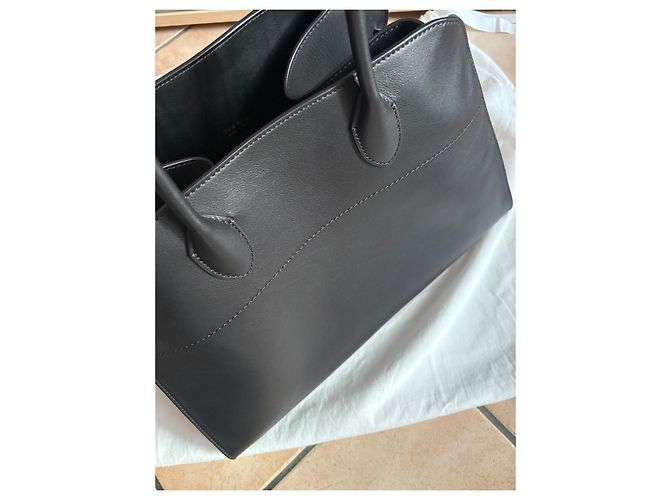 The row Soft Margaux 15 nero - vista 9
