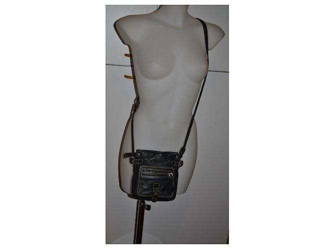 Guy Laroche shoulder strap - view 2