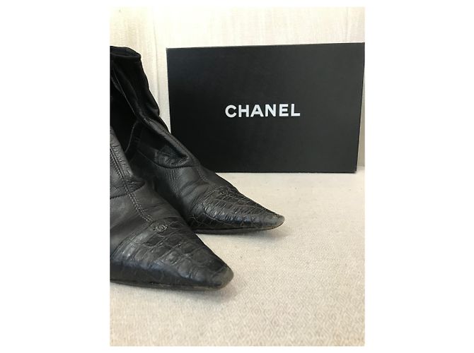 Botines CHANEL T.EU 37 Cuero Negro - vista 9