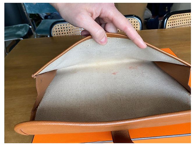 Jige Clutch Hermès Camel in Pelle Grena Cammello - vista 6