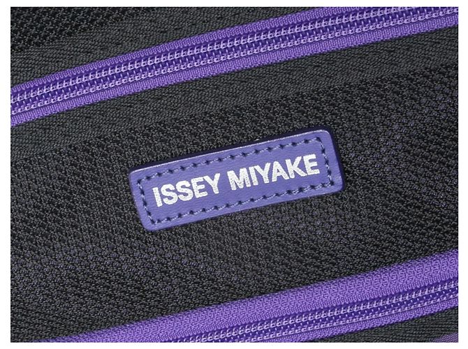 Issey Miyake NON FIRMA / NON FIRMA Borse da viaggio T. Pelle Porpora - vista 8