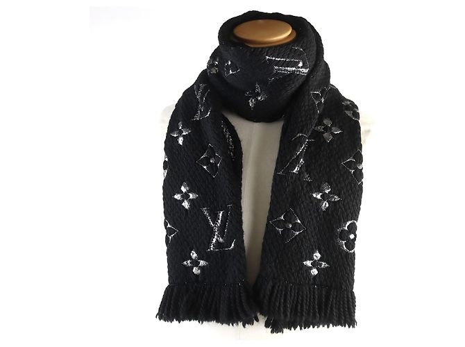 Louis Vuitton Monogram Scarf Black Silver - view 2