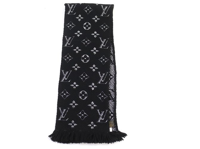Louis Vuitton Monogram Scarf Black Silver - view 3