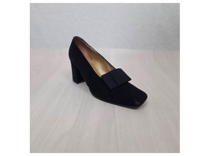 Yves Saint Laurent Chaussures en daim noir avec talon YSL - vue 2