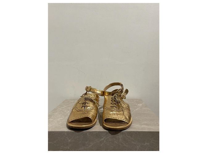 Sandali CHANEL T.EU 37.5 Pelle D'oro - vista 4