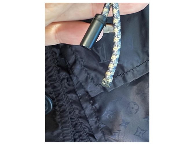 Giacca a vento Louis Vuitton Monogramma Nylon Nero - vista 4