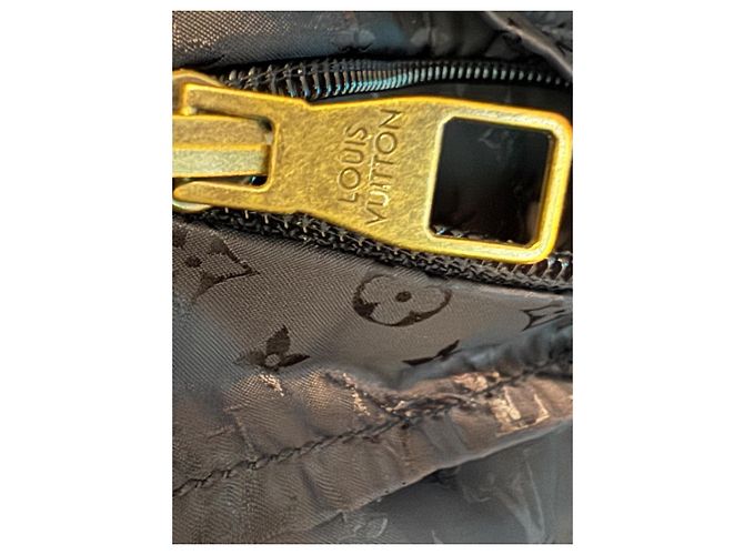 Giacca a vento Louis Vuitton Monogramma Nylon Nero - vista 6