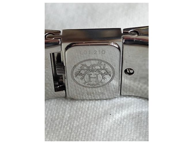 Hermès Loquet Uhr Edelstahl und Emaille rot Silber - Ansicht 12