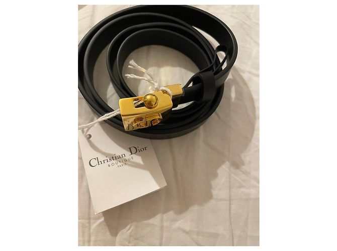 Christian Dior CD Logo Gürtel aus schwarzem Leder - Ansicht 4