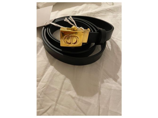 Christian Dior CD Logo Gürtel aus schwarzem Leder - Ansicht 6