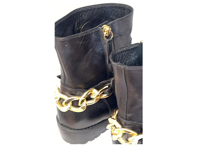 Stivali da biker Brooke di Giuseppe Zanotti Nero Gold hardware - vista 16