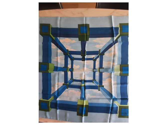Bufanda Hermès titulada 'Perspectiva' 90 cm - Estado cercano a Nuevo Azul - vista 3
