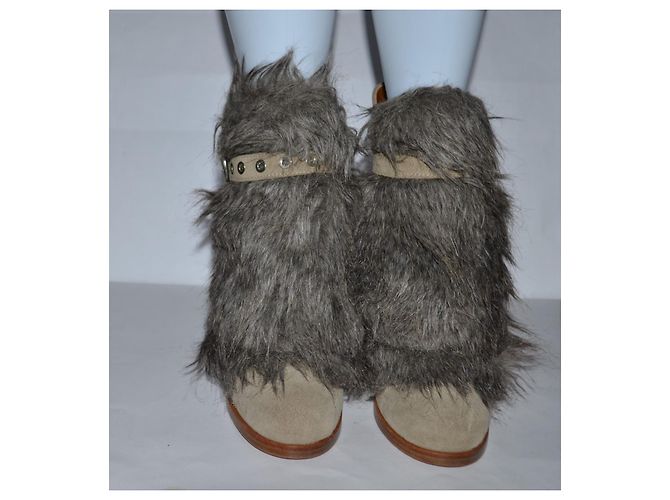Botins Pinko bege em camurça - vista 3