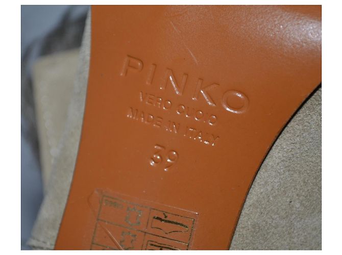 Botins Pinko bege em camurça - vista 7