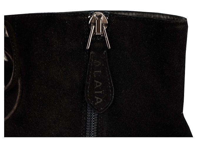 Alaïa Stivaletti in suede nero con lacci - Anni '20 - vista 4