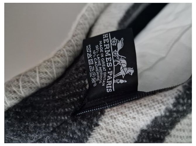 Cuscino Hermès Bride de Gala in lana merino e cashmere - vista 3