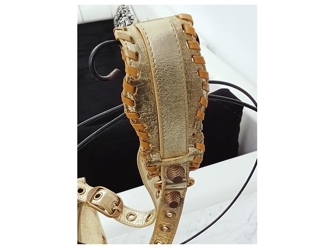 City Borsa a spalla Balenciaga Cagole in Pelle d'agnello Dorata D'oro - vista 12