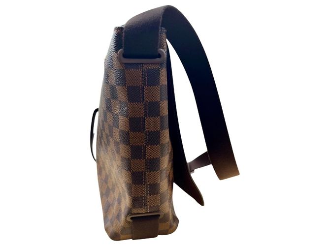 Louis Vuitton Brooklyn Porte-documents marron en toile GM - vue 3