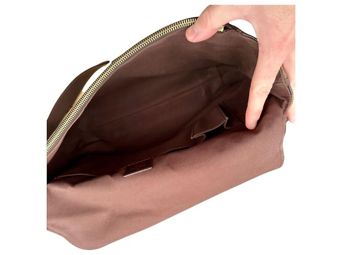 Louis Vuitton Brooklyn Porte-documents marron en toile GM - vue 8